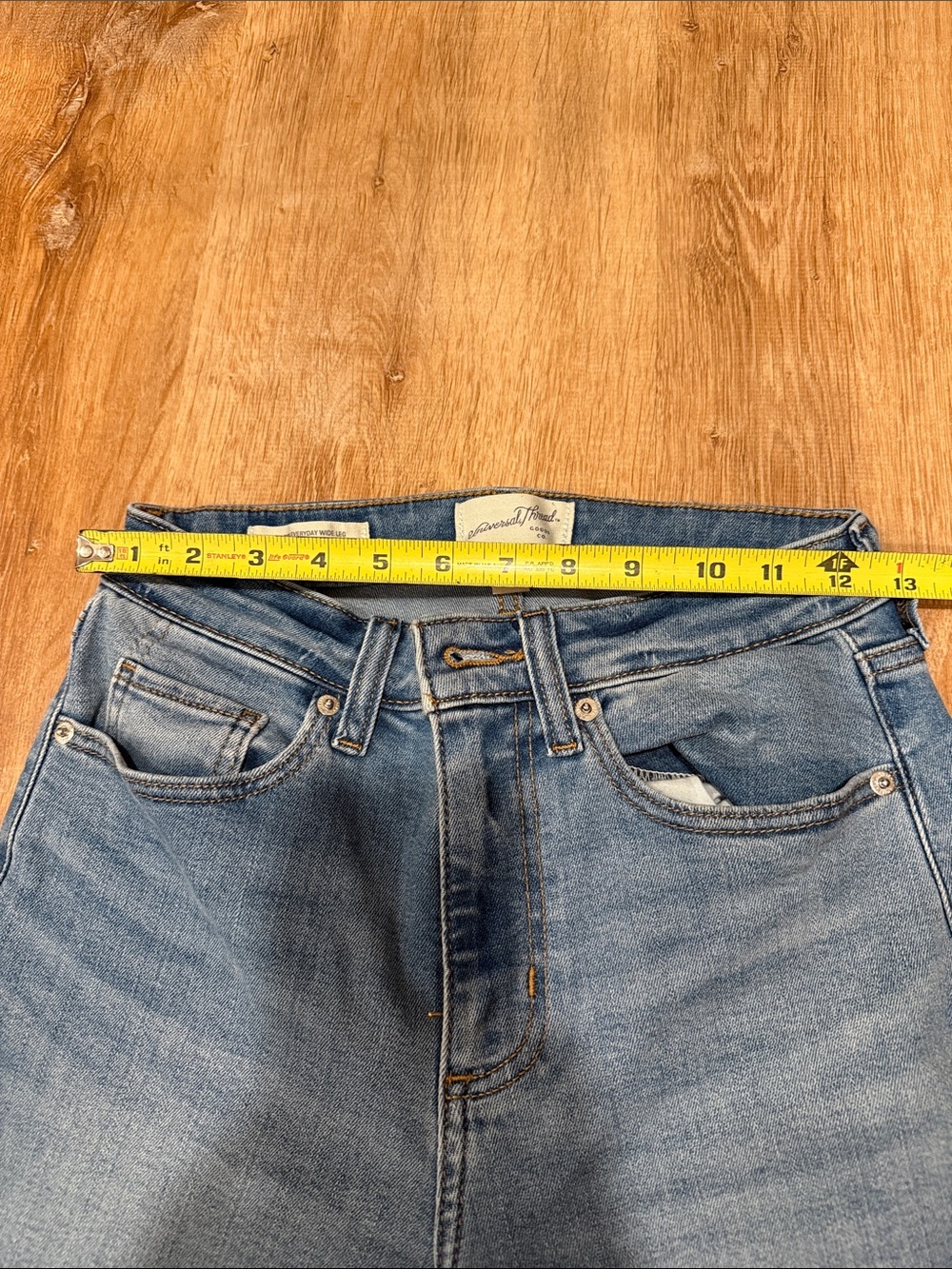 Wide Leg High Rise Women’s Jeans, Vintage Medium Wash, Size 6 - Picture 3 of 7